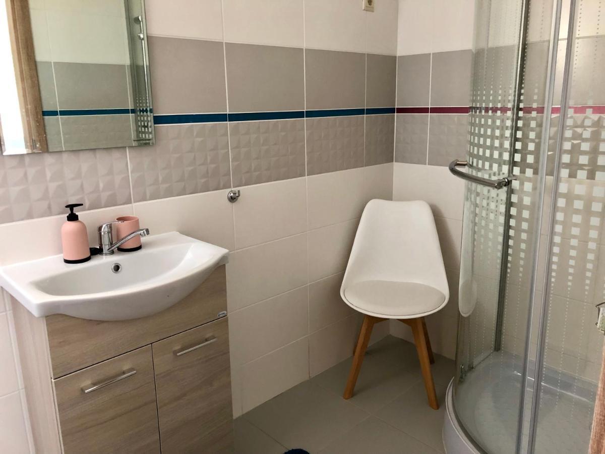 Balaton Wellness Tom Cat Nyaralo 1 Wellness Es 1 Gyermekbarat Apartmannal Kovagoors 外观 照片