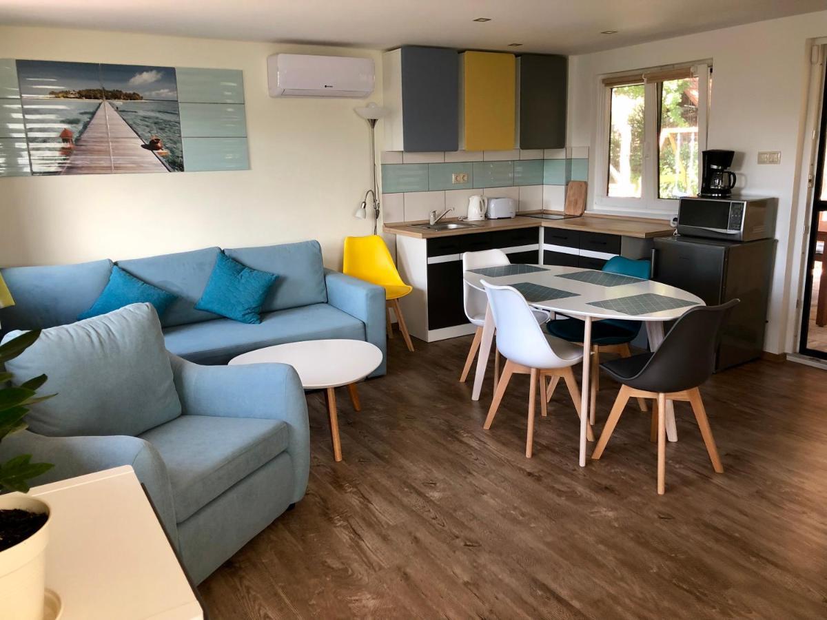 Balaton Wellness Tom Cat Nyaralo 1 Wellness Es 1 Gyermekbarat Apartmannal Kovagoors 外观 照片