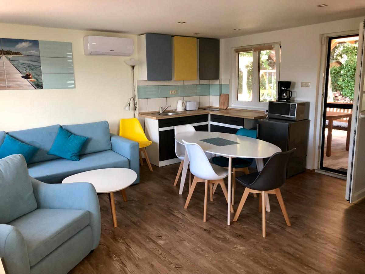 Balaton Wellness Tom Cat Nyaralo 1 Wellness Es 1 Gyermekbarat Apartmannal Kovagoors 外观 照片